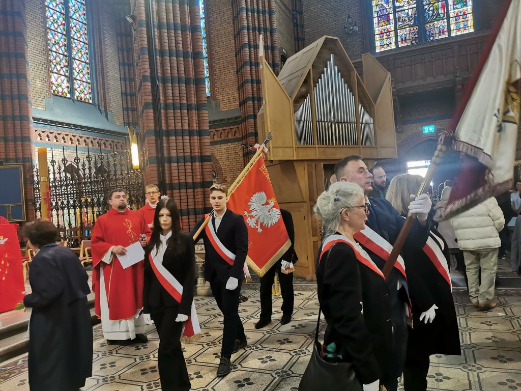 Uroczysta Msza Święta i polonijne obchody 85. rocznicy Zbrodni Katyńskiej