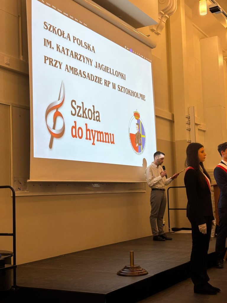 Akcja Szkoła do Hymnu!